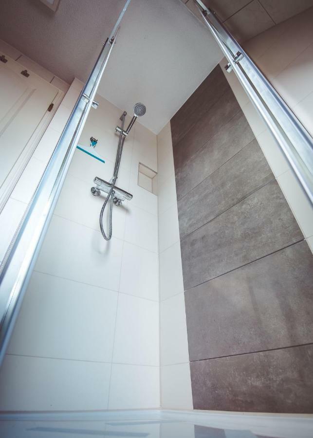 Ferienwohnung Lena アイゼナハ エクステリア 写真