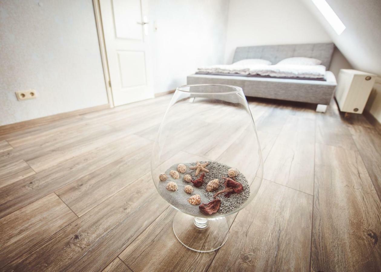 Ferienwohnung Lena アイゼナハ エクステリア 写真